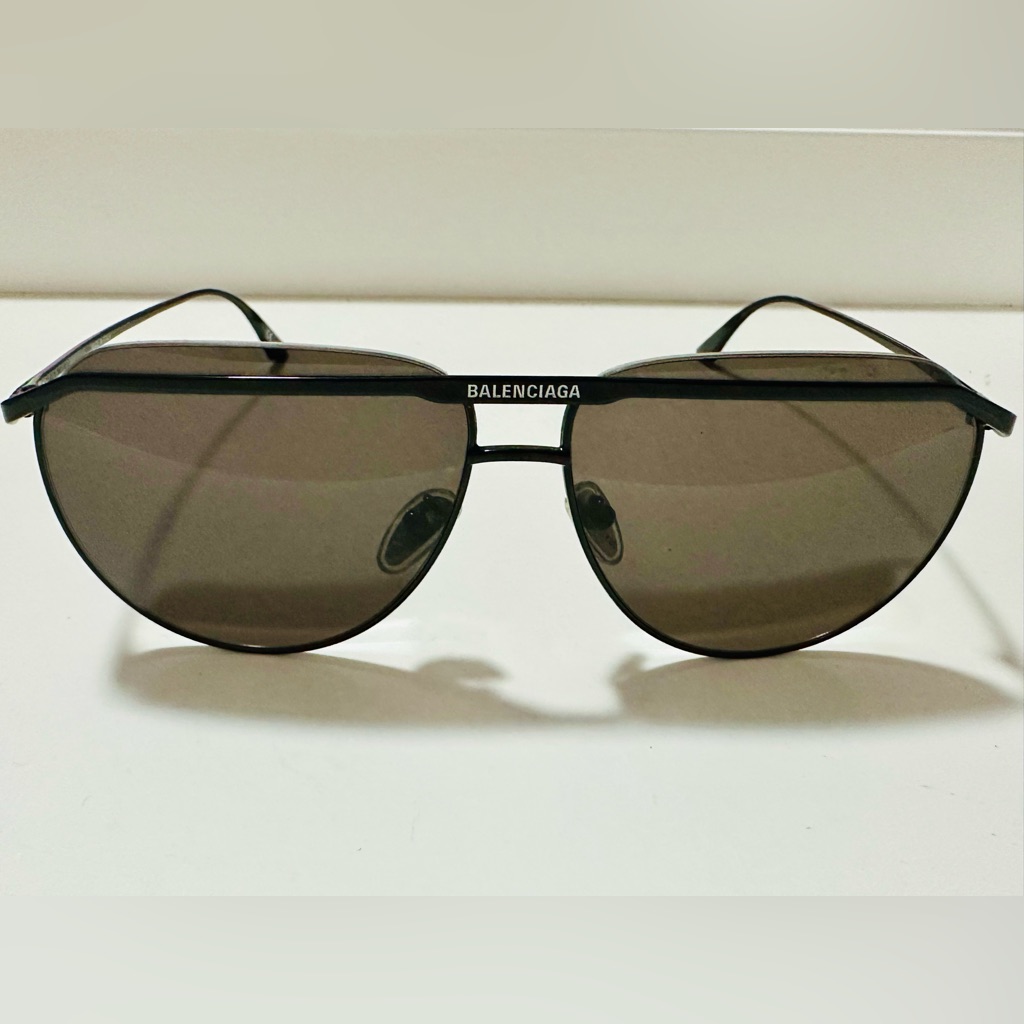 Brand New Authentic Unisex Balenciaga Aviator Sunglasses Black Frame/Grey Lenses